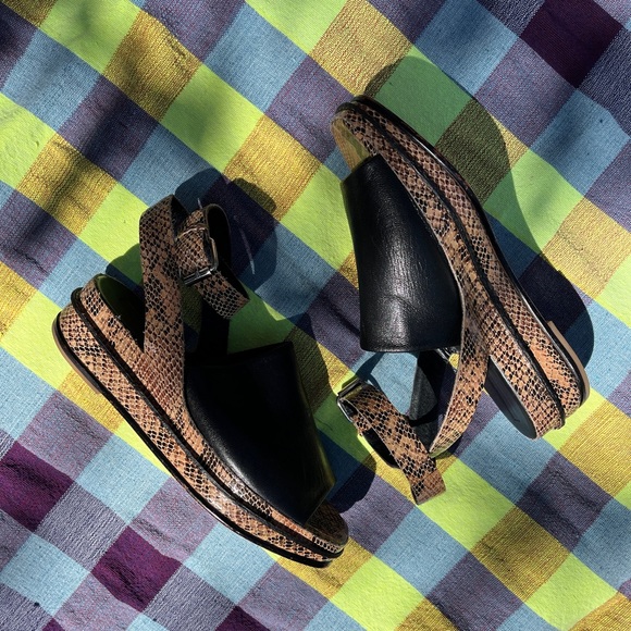 Rachel Comey Bower Sandals - Picture 4 of 4